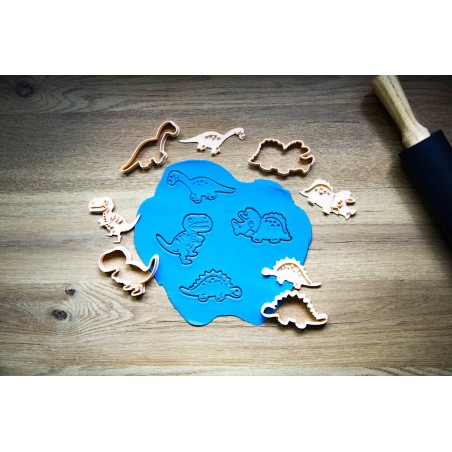 Emporte pièce Lot 4 cookie cutter Dinosaure T-Rex Diplodocus Triceratops Stégosaure
